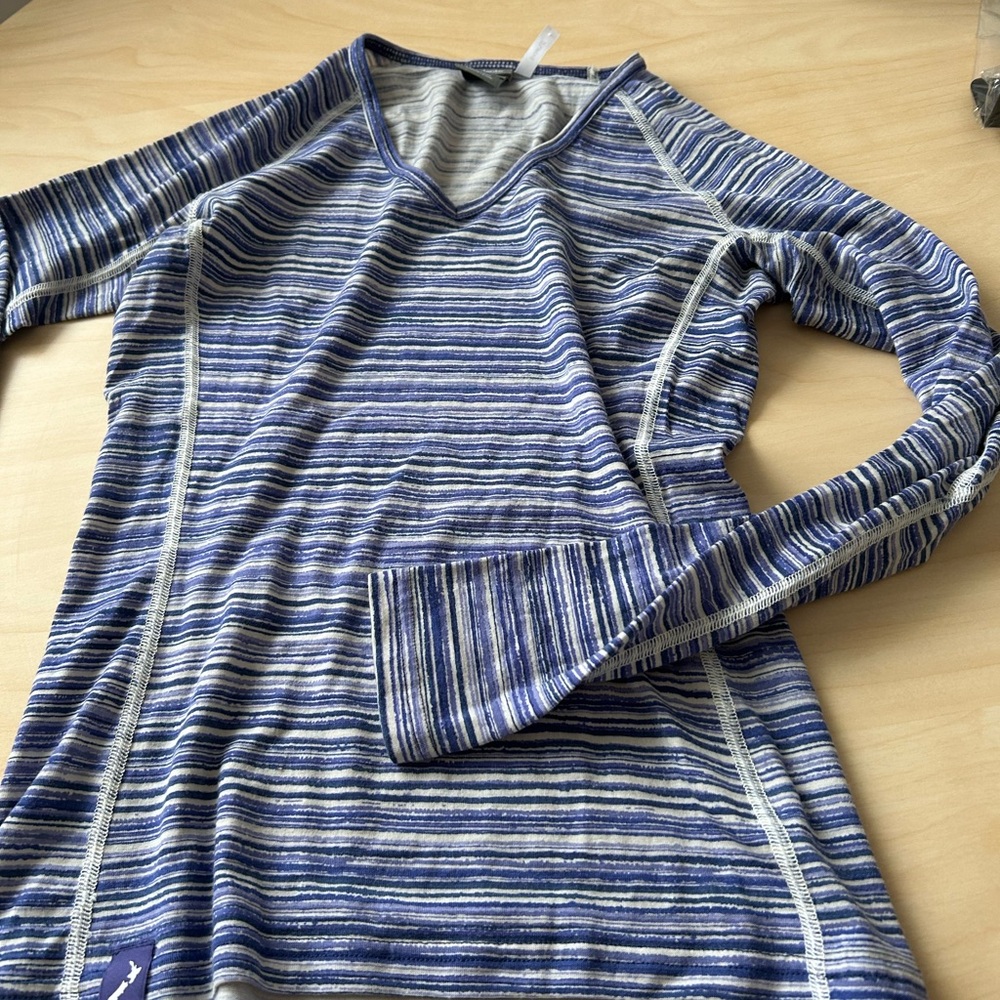 Icebreaker Blue and Gray Striped Merino Top - Picture 1 of 4